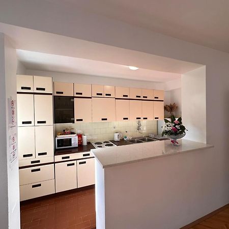 Viktor Apartment Kumanovo Exterior photo