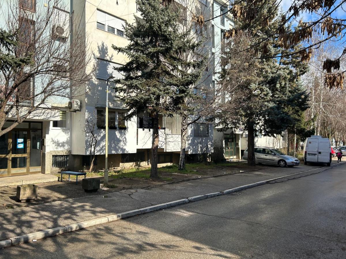 Viktor Apartment Kumanovo Exterior photo